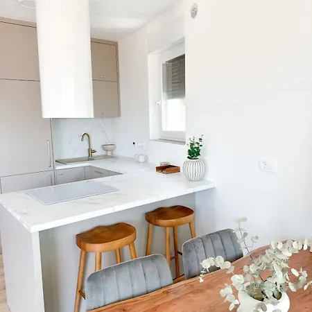 Roza Apartment Primosten