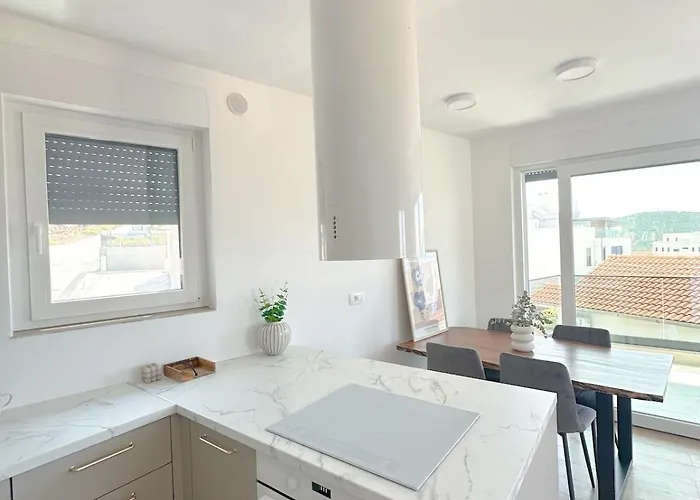 Appartamento Roza Primošten